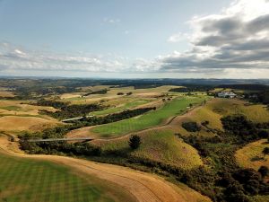 Kauri Cliffs 18th Aerial Right